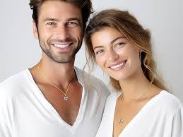 Amazon.com: Collar con colgante hebreo de estrella de David, para hombres o  mujeres, elegante israelí azul y blanco, diseño único de esmalte judío,  regalo de joyería judía, 18 pulgadas, chapado en oro,