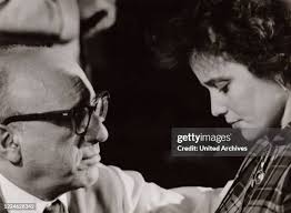 91 fotos e imágenes de alta resolución de Robert Schell