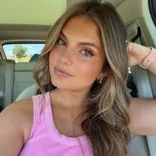 Laura Puype (@laura_puype)