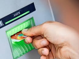 Die advanzia bank mit sitz im luxemburgischen munsbach bietet auf dem deutschen markt eine mastercard mit optionaler teilzahlungsfunktion und geldanlagen in tagesgeld an. Grosse Spartabelle Bei Diesen Banken Ist Das Konto Noch Kostenlos