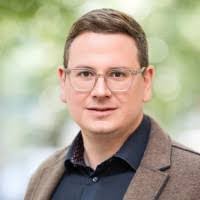 Benjamin Brackmann's Instagram, Twitter & Facebook