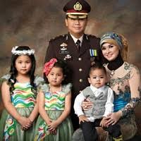 Klip dari video dokumentari pendek fahmi reza: Fahmi Reza Police Kepolisian Negara Republik Indonesia Linkedin