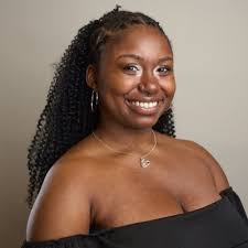 Rayonna (@Rayonna_Here)