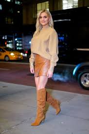 Kelsea Ballerini In 2020 Nashville Outfits Fashion Kelsea Ballerini