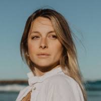 1700+ "Elly :)" profiles