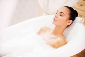 In ihnen können die babys auch. Frau Badewanne Fb Aroma 1x1