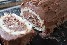 Laisser refroidir à l'air libre puis la fermer et la. Buche De Noel A La Creme Au Beurre Et Au Cafe Au Thermomix