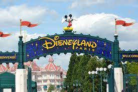 Home to two theme parks, disneyland park and. Bilete De Intrare La Disneyland Paris Agentia De Turism Remember Travel
