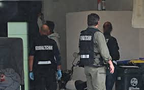 Fast sieben Jahre nach dem brutalen Mafia-Mord mitten in der Wiener  Innenstadt klickten jetzt die Handschellen! Österreichische Zielfahnder  spürten einen mutmaßlichen Killer des berüchtigten Lugeck-Attentats in  Italien auf. Der Montenegriner (33) wurde