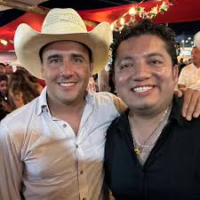 Hector Rico (@rikho) • Instagram photos and videos