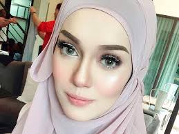 Последние твиты от nelydia senrose (@nelydiasenrose). Actress Uqasha Senrose Why I Took Off The Tudung After Three Years Malaysia Malay Mail