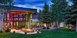 Some may be surprised to find it's a top romance destination—but after all that outdoor exercise, who wouldn't want to repair to. Inn At Aspen Ab 142 Hotels In Aspen Kayak