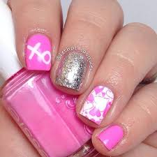 1.18 pink glitter + love. 30 Lovely Valentine S Day Nails Stayglam