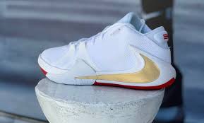 The 'zoom freak 1' has. Giannis Antetokounmpo And The Making Of The Air Zoom Freak 1 Eurohoops