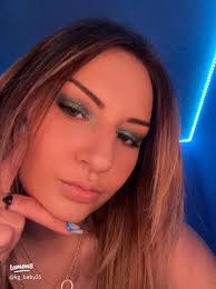 Creative Ideas for Selfies with a Blue Aesthetic