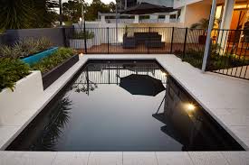Having a big garden is no longer an option for me as i now live an apartment, but i can still enjoy the beauty and serenity that comes with greenery. Landscaping Designs And Ideas Around Your Swimming Pool