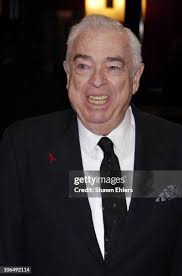 16 Photos & High Res Pictures