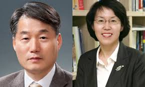 임혜숙 과학기술정보통신부 장관 후보자가 4일 오전 서울 여의도 국회에서 열린 임혜숙 과학기술정보통신부 장관 후보자 청문회에 노벨상을 두 차례나 받은 마리 퀴리가 등장했다. ë¬¸ ëŒ€í†µë ¹ êµ­ë¯¼ê²½ì œìžë¬¸íšŒì˜ ë¶€ì˜ìž¥ì— ì´ê·¼ êµìˆ˜ ë‚´ì •