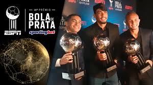 E faça uma rápida comparação com a bola de prata 2000, com uma maravilhosa fartura de craques. Bola De Prata De 1970 A 2018 Veja Todas As Selecoes Ja Eleitas