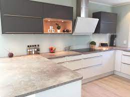 Kitchen design new kitchen grey shaker kitchen country kitchen wooden worktops kitchen renovation home kitchens grey a dark grey shaker style door with a wood grained detail. 1 717 Likes 34 Comments Casa Ee Casa Ee On Instagram New Week Ny Uke Nye Muligheter Starter Uken R Kitchen Remodel Kitchen Design Chic Kitchen