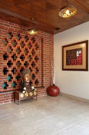 Der Himmel Ist Die Grenze Fur Diesen Bungalow Aus Ziegelstein Und Beton Indian Home Design Indian Interior Design Indian Home Decor