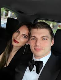 Lego Technic 42206 Oracle Red Bull Racing RB20 F1 1639 pcs € 229.99 1st  March 2025