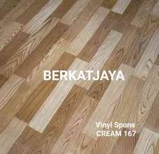 Karpet meteran adalah karpet yang sangat banyak dan sering digunakan untuk berbagai macam ruangan. Karpet Lantai Vinyl