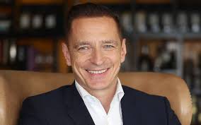 Robert Hauck's Instagram, Twitter & Facebook