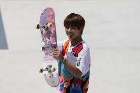 He began skateboarding at the young age of 7 after being taught and motivated by his father who is a former street skateboarder. P1 X62wperpjbm