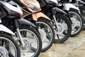 Cara beli motor bekas 3. Mau Beli Motor Dengan Kartu Kredit Begini Caranya Cermati Com