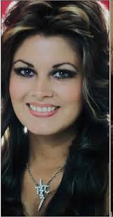 When George's mom first saw Charlotte and tried to wipe her face to see if  it was makeup the look Charlotte gave was “ no you didn't” 🤣