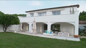 Saint Tropez La Maison De Gerard Oury Et Le Mobilier Mis En Vente Youtube