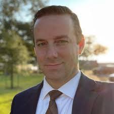 Wesley Alsbrooks's Instagram, Twitter & Facebook