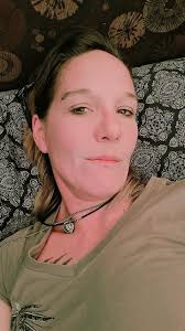 47 Avondale, looking for a connection.