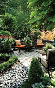 Passion Blooms In A Garden Design English Garden Design Backyard Patio Garden