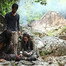 Penunggu rimba is a 2017 malaysian action adventure film directed by australian filmmaker seth larney, based on the 1998 novel of the same name by ramlee awang murshid. Sinopsis Filem Tombiruo Penunggu Rimba Lakonan Zul Ariffin Farid Kamil Dan Nabila Huda