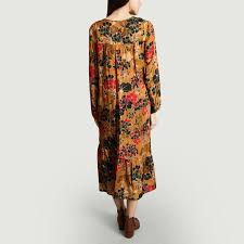 In the video below we cover all the bases that you need to know to saddle a camel for their comfort, whether you be riding a camel or going on a camel trek. Raita Dress Camel Chloe Stora L Exception