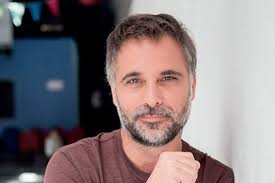 Giovanni you are so funny woman Paulo Brunetti Recibe Critica Por Su Aspecto De Cuarentena