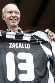 No início de 2007, aos 34 anos de idade, foi anunciado seu retorno ao futebol carioca, para atuar pelo flamengo. Zagallo E O Misterio Do Numero 13 Pai Paulo De Oxala Extra Online