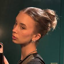 isa🪐 (@isabelle.bridges) • Instagram photos and videos