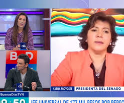 Bueno, a esta hora ya es, la gente se acercó pero en masa a lo que es saludarla, poder felicitarla, y obviamente todos los medios de prensa en este lugar. El Inesperado Recado De Yasna Provoste Que Incomodo A Television Nacional