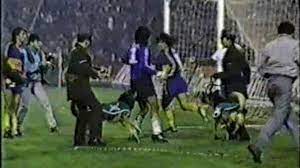 El 22 de mayo de 1991 se jugó uno de los partidos más importantes en la historia del fútbol chileno, cuando colo colo derrotó a boca juniors y se clasificó a la final de la copa libertadores de américa, la cual a la postre terminó ganando. 442 El Increible Final Del Perro Policia Que Mordio A Navarro Montoya En Un Colo Colo Boca