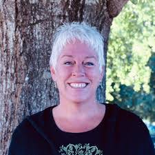 Laney Carter's Instagram, Twitter & Facebook