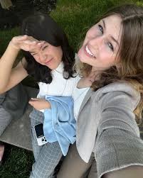 hi! my name's Lucy Crosby and I'm from Seattle Washington. I am fully  committed to Belmont & I plan to major in Psychology in addition to the  Honors program. I love cross