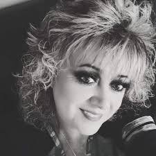 Ann Skiver's Instagram, Twitter & Facebook