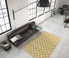 You can return the item for any reason in new and unused condition: Graues Sofa Welcher Teppich Ist Der Richtige Bricoflor Blog
