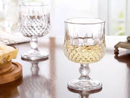 Kristal Islemeli Detaylariyla Goz Kamastiran Kadehler Magazalarimizda Ve Www Madamecoco Com Da Mason Jar Wine Glass Glassware Tableware