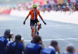 This is the official facebook page of professional cyclist annemiek van vleuten. Vzj0vv1w0ujnem