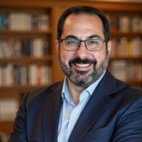 Al Lopes's Instagram, Twitter & Facebook