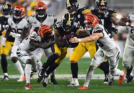 Monday, the steelers are laying 14 to 14.5 against a bengals team that will be starting its third quarterback of the season, ryan finley. Pittsburgh Steelers Vs Cincinnati Bengals Free Live Stream 11 15 2020 Score Updates Odds Time Tv Channel How To Watch Online Oregonlive Com